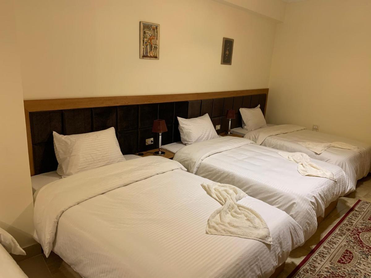 Draz Pyramids View Bed & Breakfast Kafret el-Gabal Exteriér fotografie
